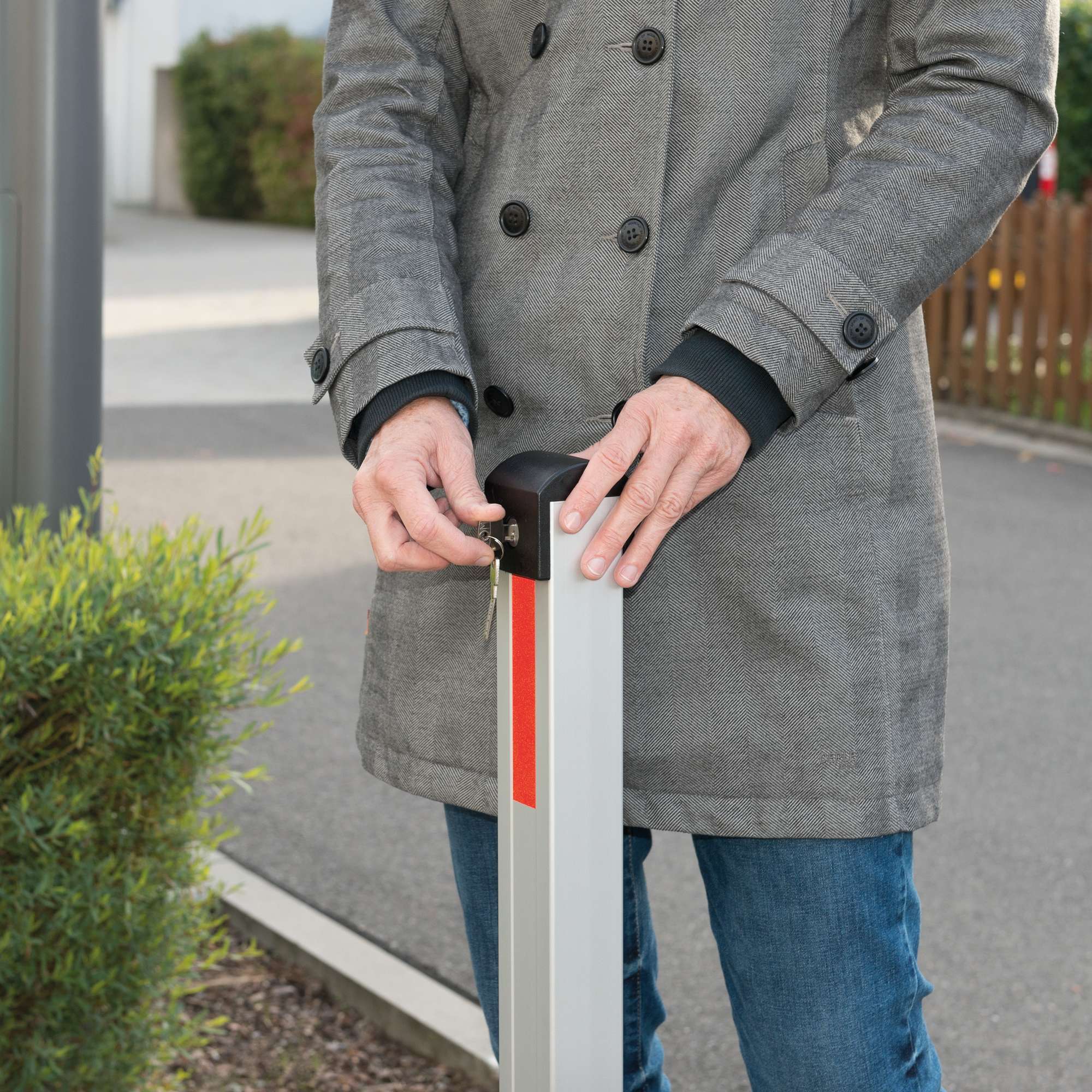 Poller – halbautomatisch umlegbar – Bild 4