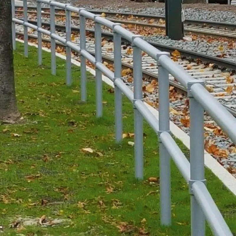 Alternative view of Sectional Railing / Pipe Railing for Public Spaces - URBAN