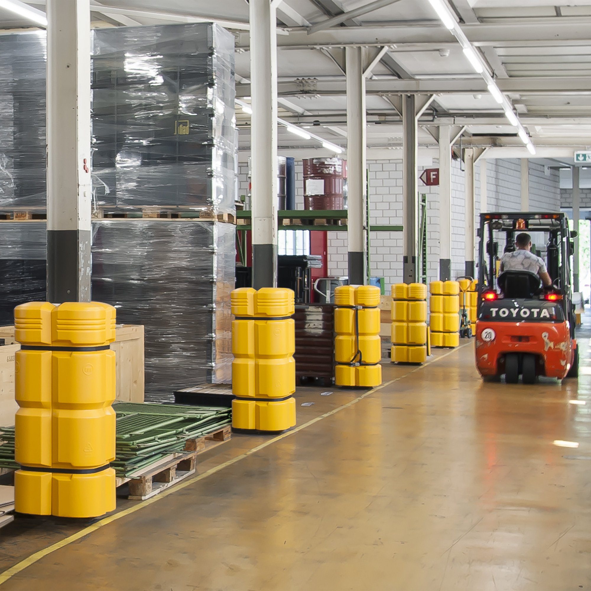 Plastic Column Protectors - From 200 x 200mm to 300 x 300mm - Image 5