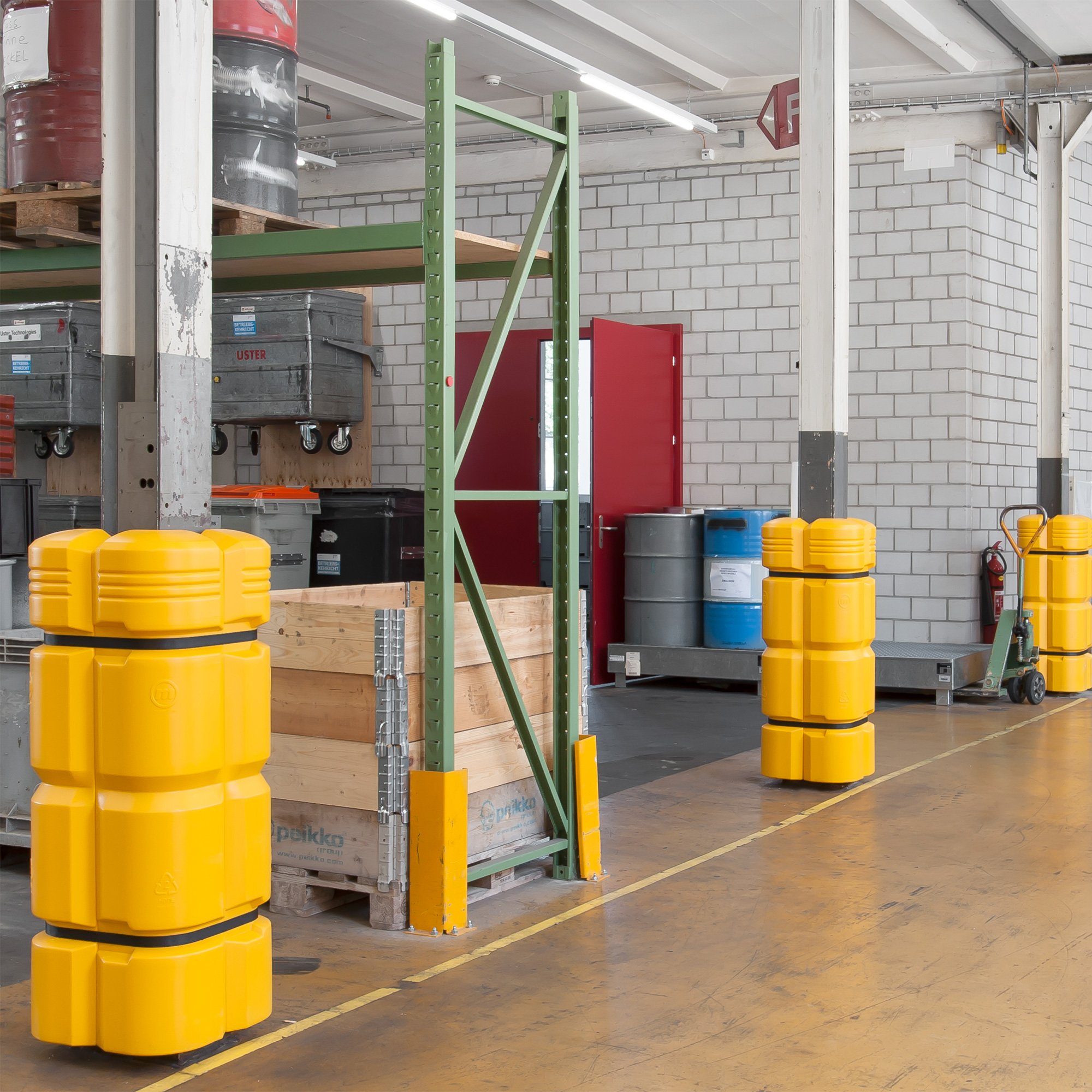 Plastic Column Protectors - From 200 x 200mm to 300 x 300mm - Image 6