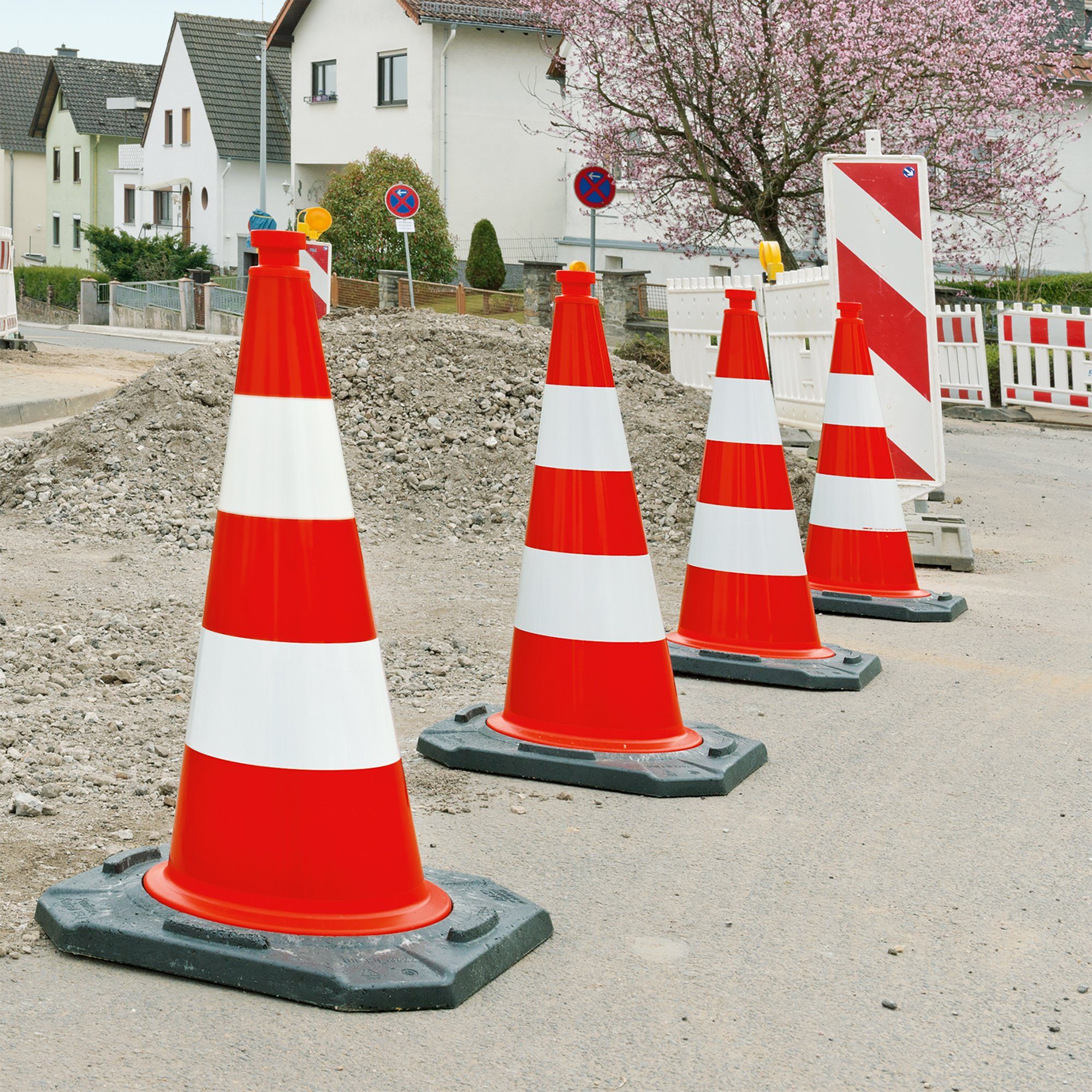 Reflective Traffic Cone EU - Image 4
