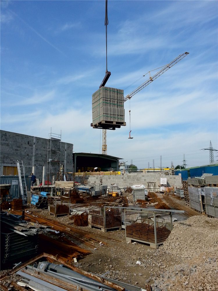 Alternative view of Crane Fork - 1.5 to 2 Tons