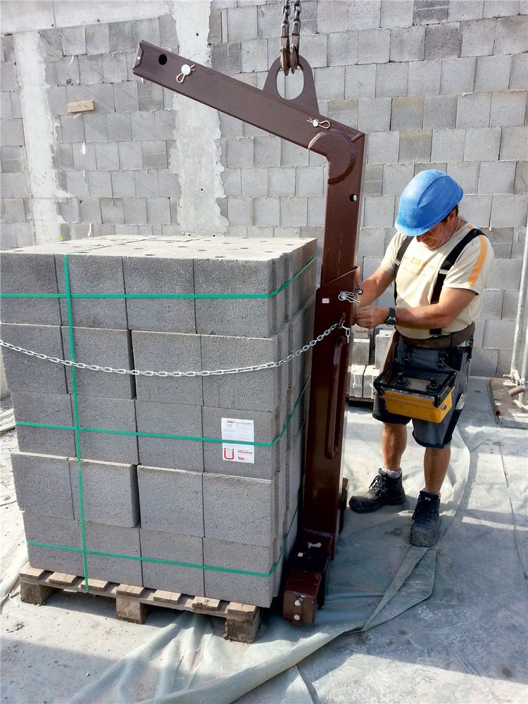 Crane Fork - 1.5 to 2 Tons - Image 3