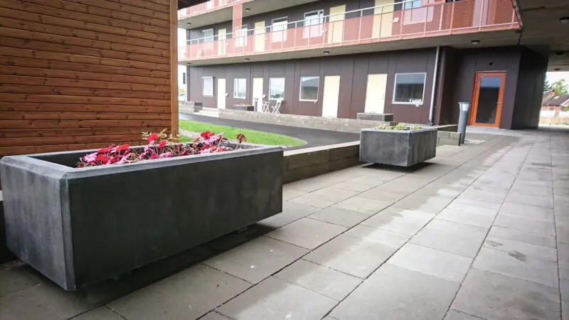 Alternative view of Concrete Planter - Järvastad