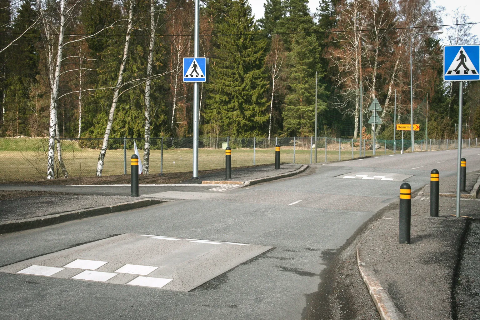 Fartspute i betong med innstøpt kontrastmarkering - Bilde 4