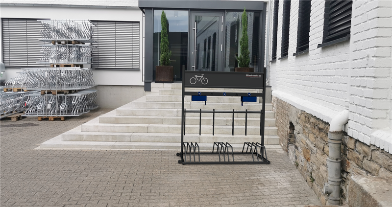 Alternative view of Mobilt cykelställ med reklamskylt