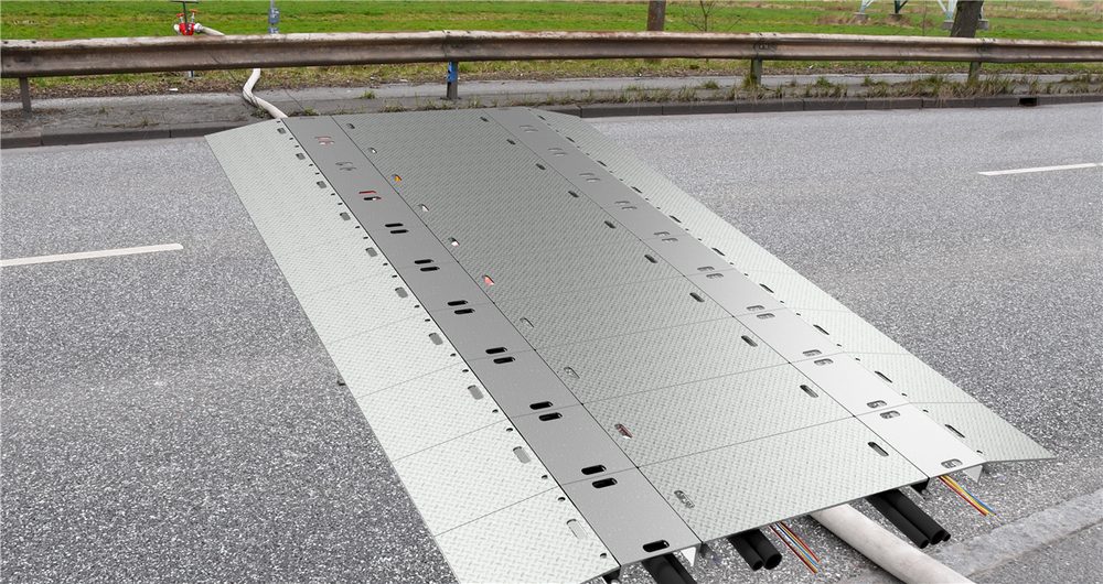Alternative view of Galvanoitu teräksinen kaapelisilta – kapasiteetti 40 tonnia