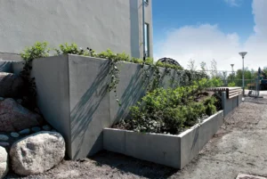 Tongue and groove concrete L-wall – image 2